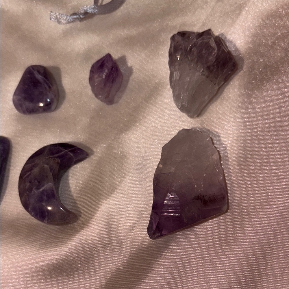 Purple Crystal Set with Silver Pouch - Picture 5 of 5